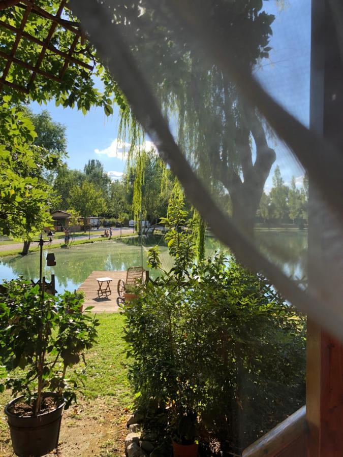 Chalet B&B Laghetti Martina Crevalcore المظهر الخارجي الصورة
