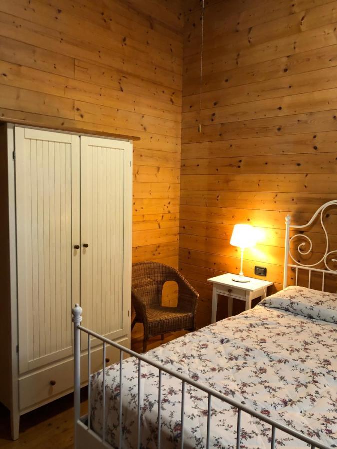 Chalet B&B Laghetti Martina Crevalcore المظهر الخارجي الصورة