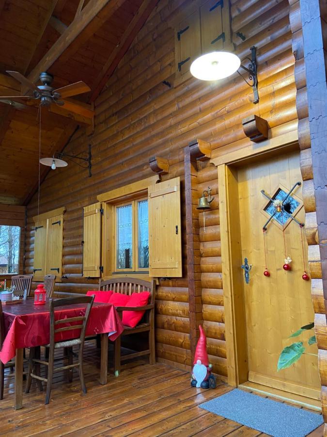 Chalet B&B Laghetti Martina Crevalcore المظهر الخارجي الصورة